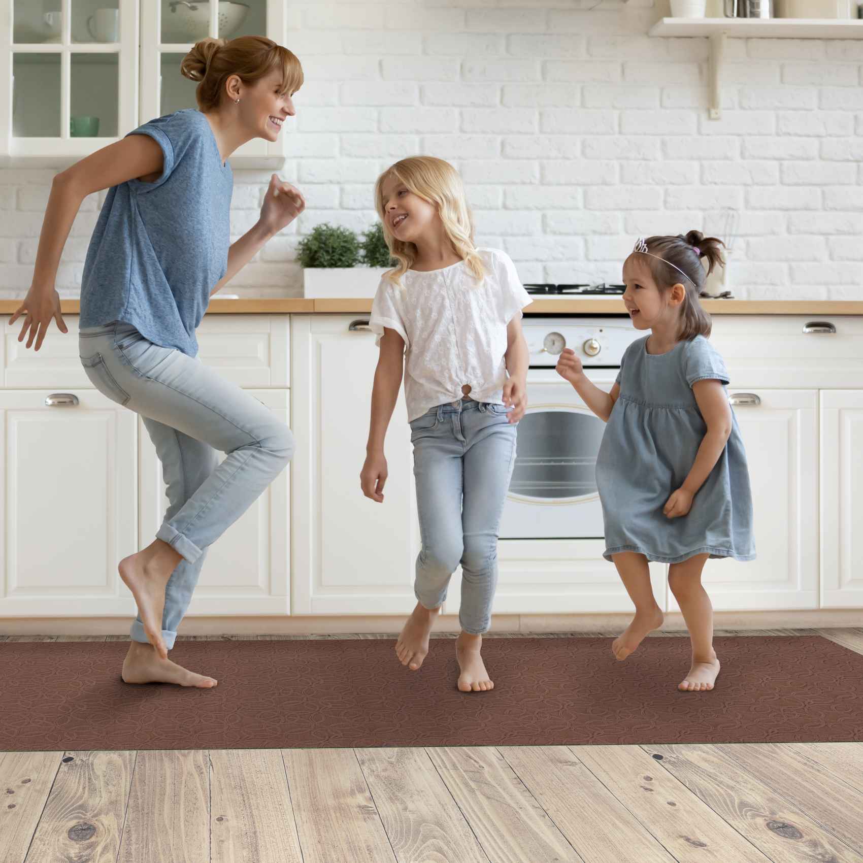 3431940_Product Teppichläufer Flurläufer Küchenläufer Velours waschbar rutschfest Sisi Optical Braun 65cm Breit