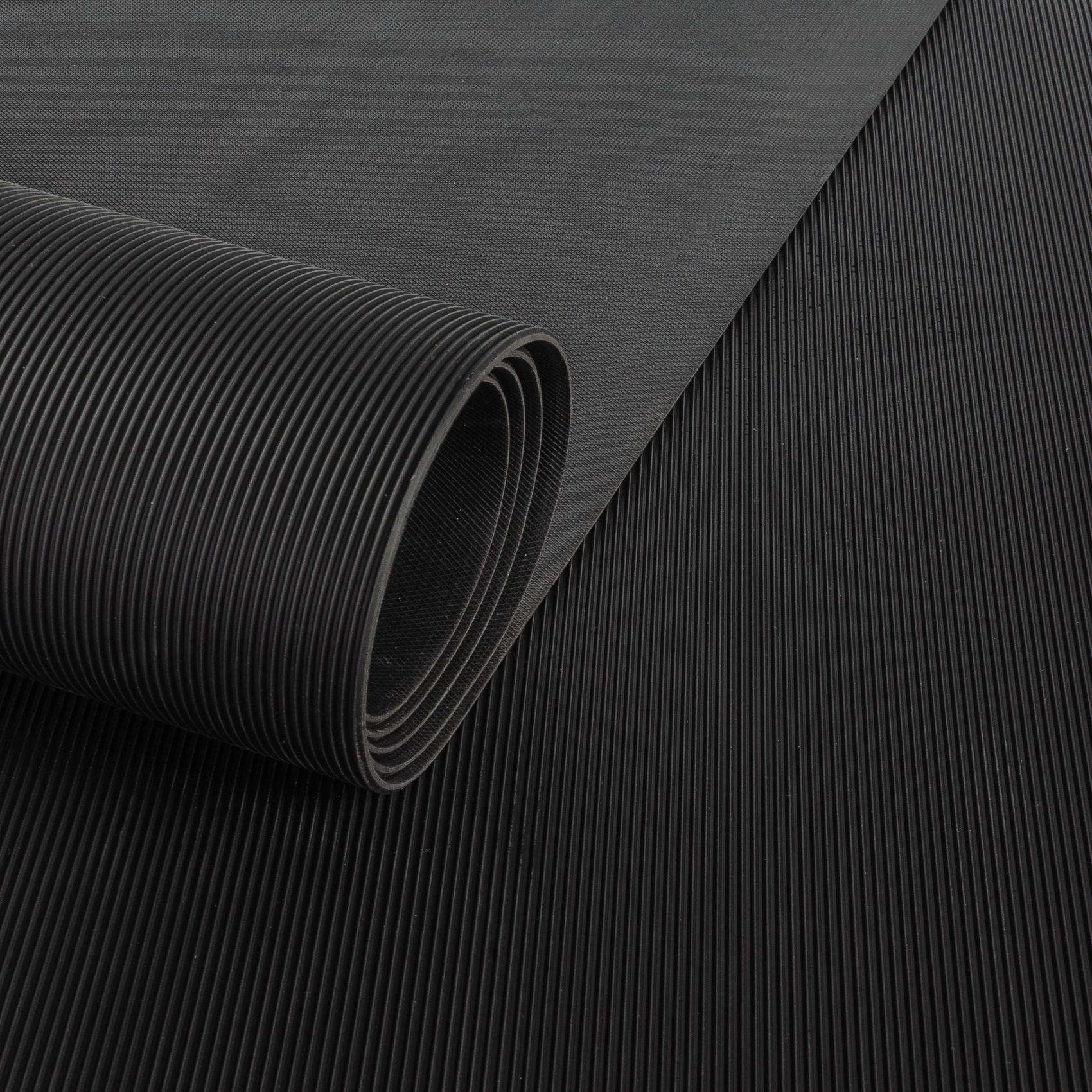 Gummimatte Gummiläufer Feinriefen Schwarz 3mm 100cm Breit auf TPE, Geruchslos – Bodenbelag, Bodenmatte