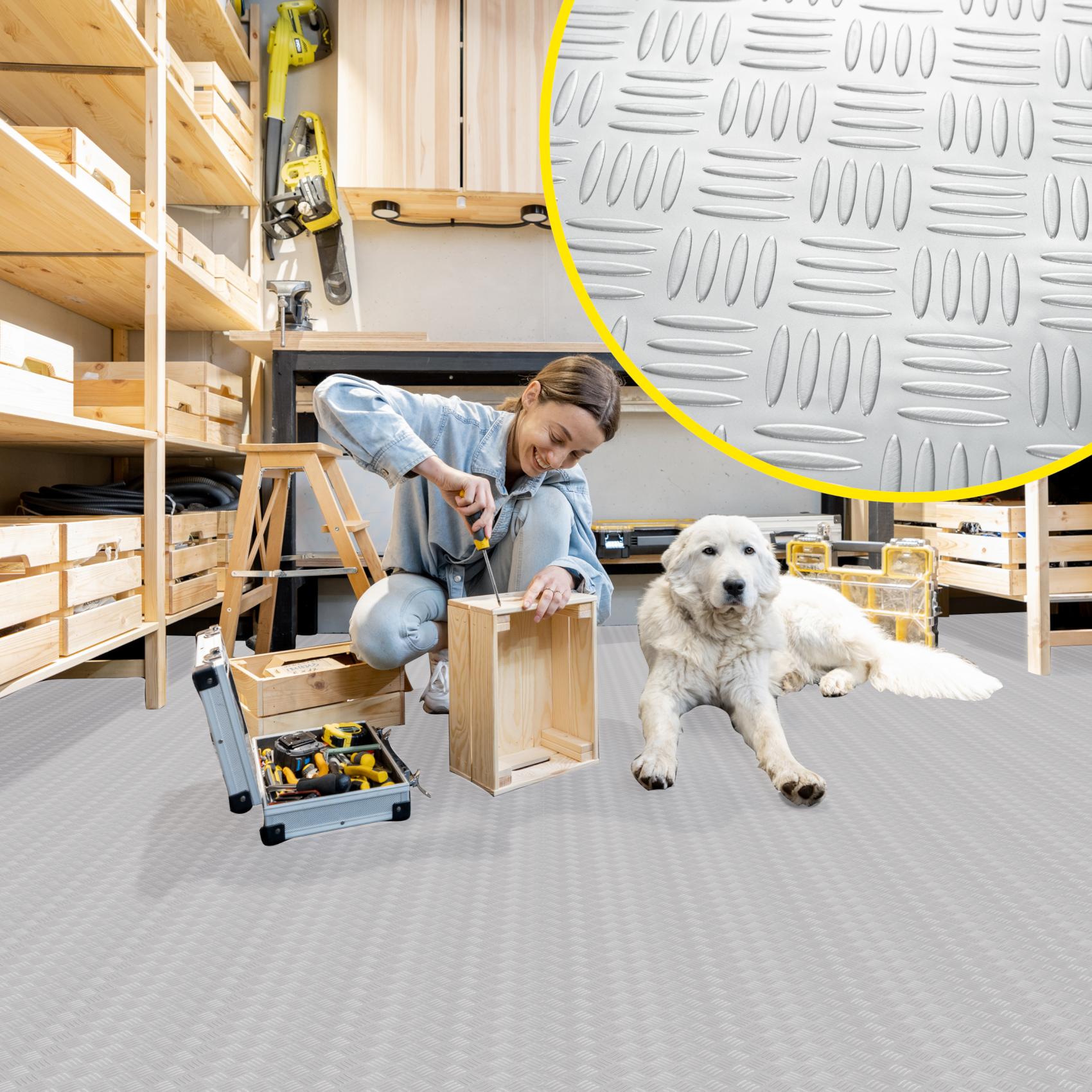 DIO-CHK-SIL_40 PVC Bodenbelag Meterware Antirutschmatte Vinylboden Rollenware Stärke 1,5mm Riffelblech Silber Breite 100cm