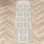 Spielmatte Hüpfspiel Teppich Läufer Hüpfspiel abwaschbar rutschfest Spring Kreuz Grau 67x240cm