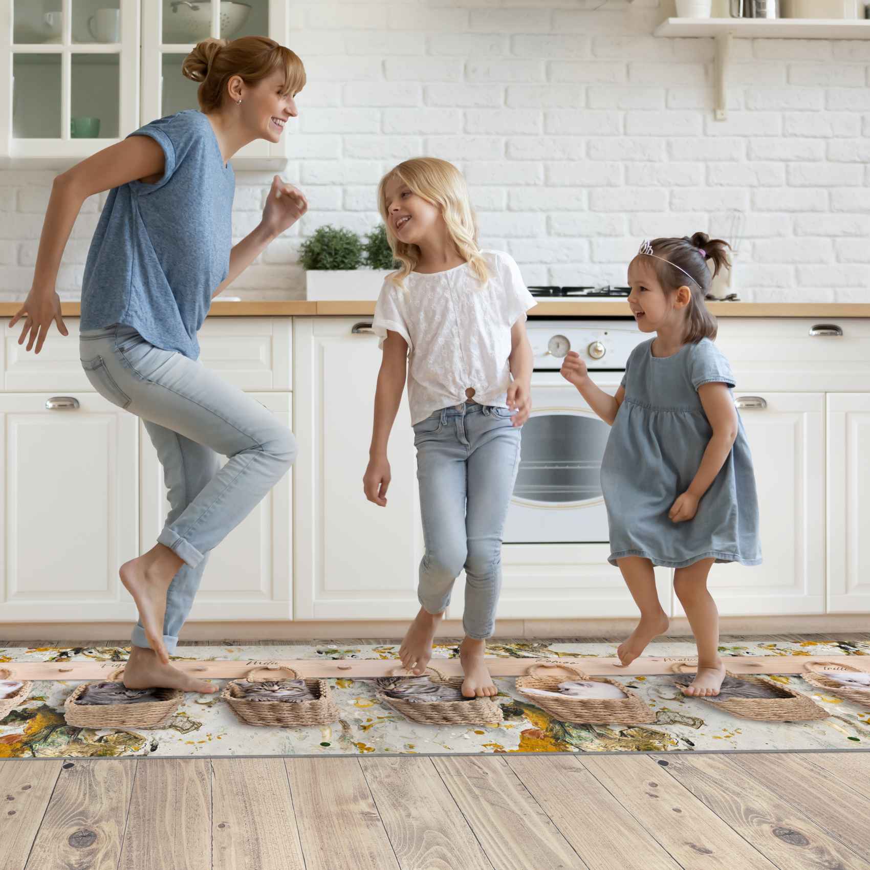 EMOMA54_52-jpg EMOMA54_52.jpg