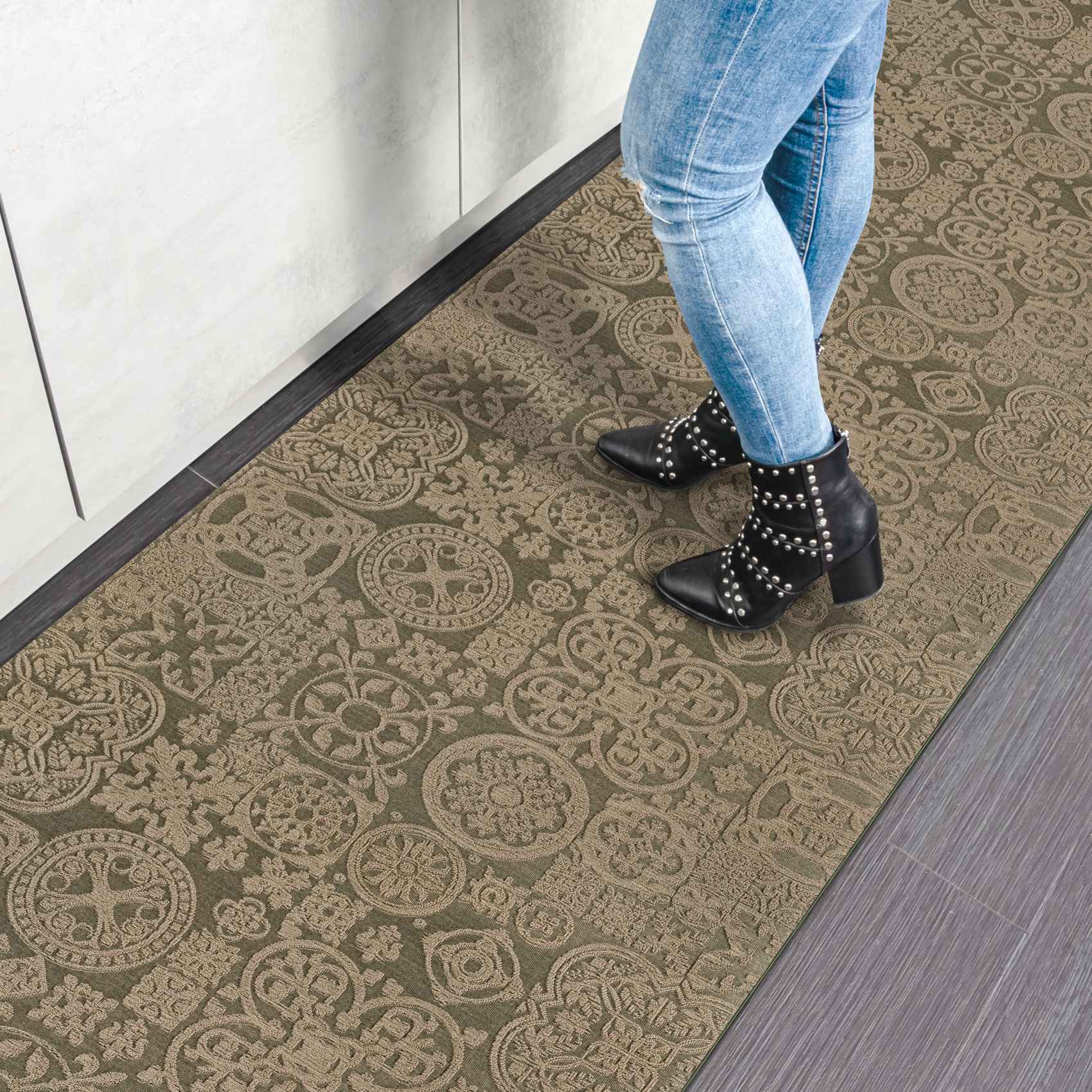 SUSYRAK8_15K-jpg SUSYRAK8_15K.jpg